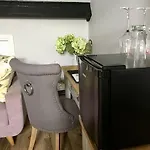 Гостевой дом Cartref 4*