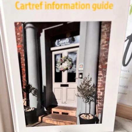 Bed & Breakfast Cartref 4*