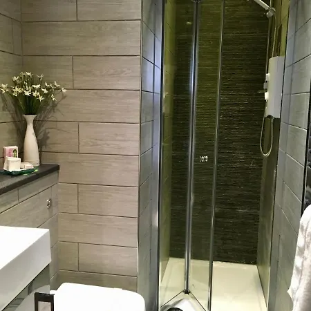 게스트하우스 Cartref 4*